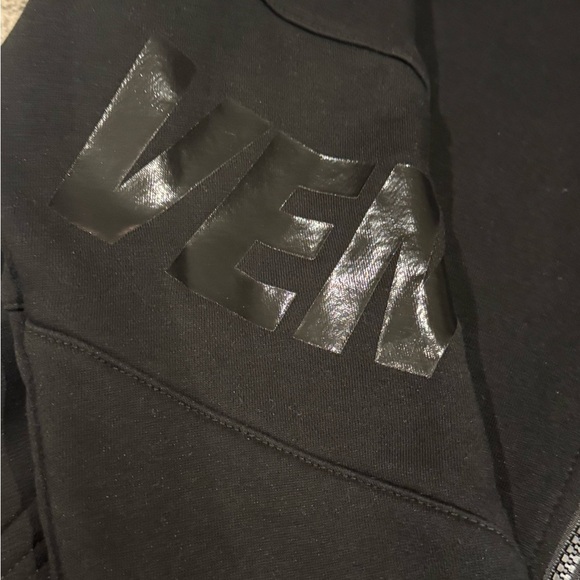 Venom Contender 3 Hoodie - Picture 5 of 13